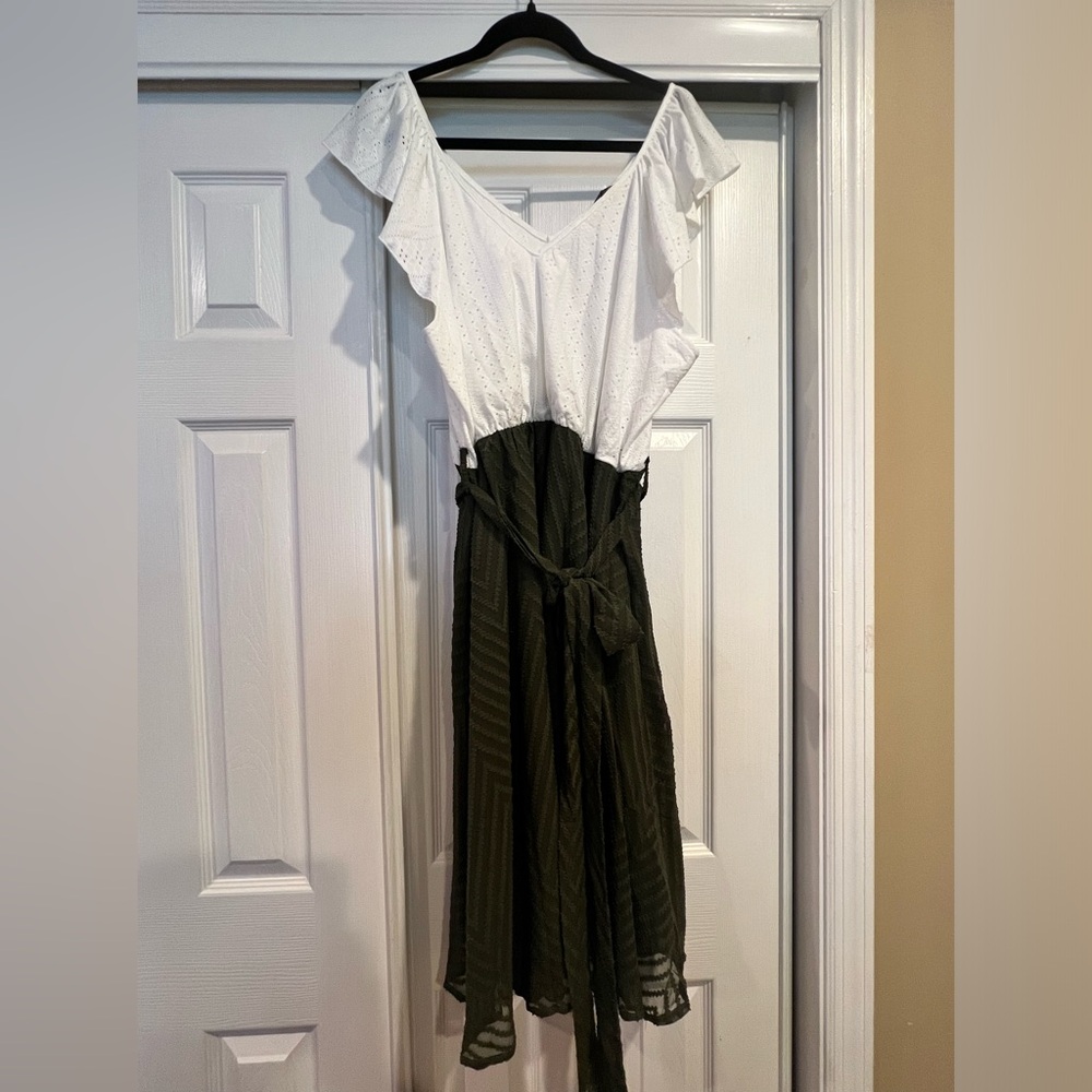 BloomChic Midi Dress